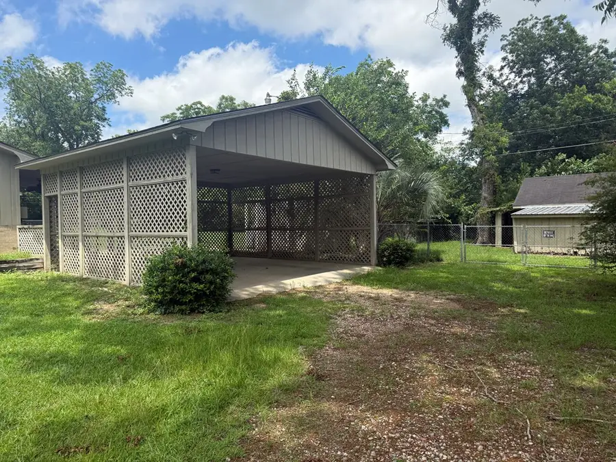 130 Wenona Way, Fitzgerald, GA 31750 - #2