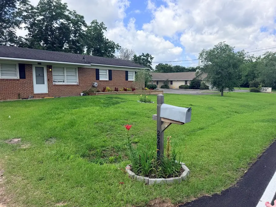 2206 Tyson, Tifton, GA 31794 - #2