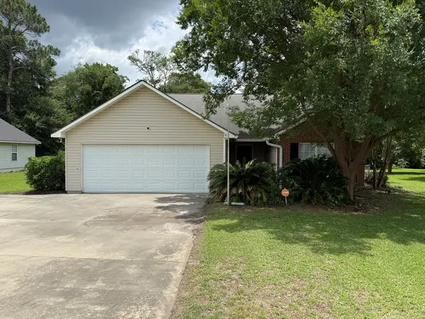 64 Edinburgh Drive, Tifton, GA 36793
