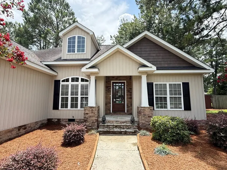 910 E 44th, Tifton, GA 31794 - #2