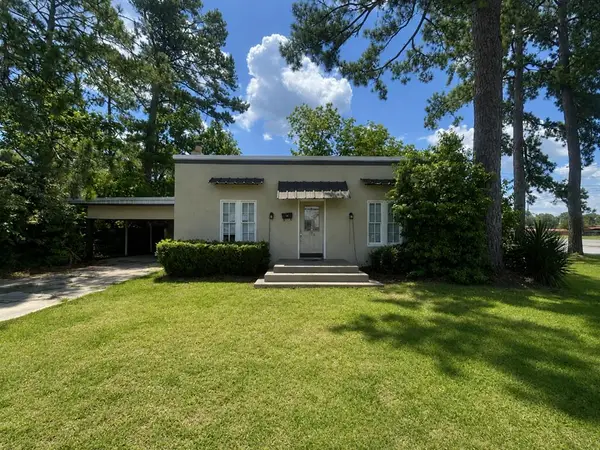 706 S Dogwood Drive, Nashville, GA 31639
