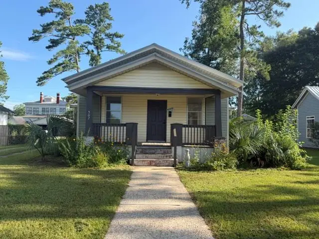 507 W Pine St, Fitzgerald, GA 31750 - #2