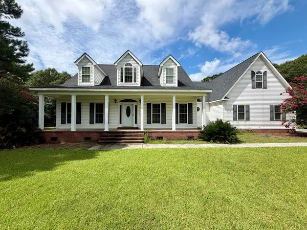 73 Alan Ln, Tifton, GA 31793