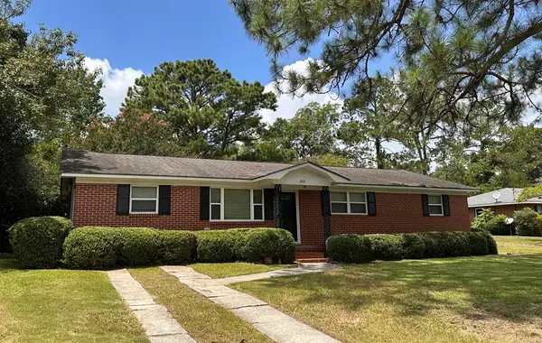 2418 Davis, Tifton, GA 31794