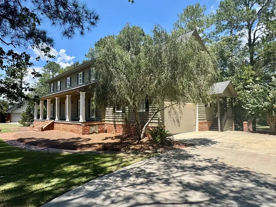 9 Country Club Pl, Tifton, GA 31793 - #2