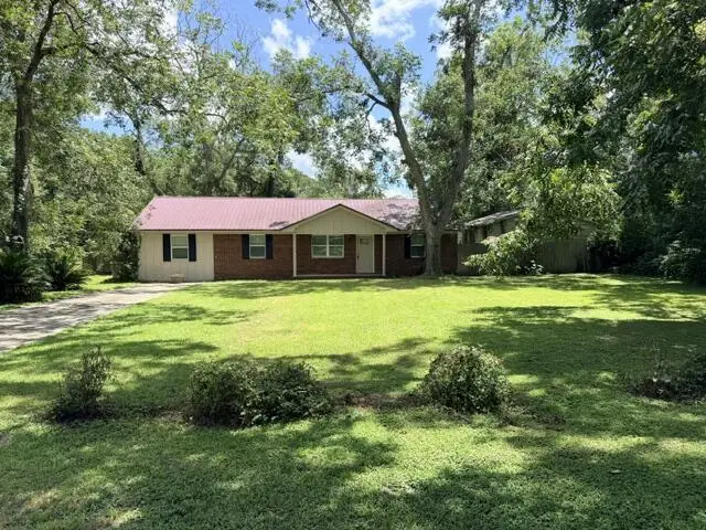 113 Tomberlin Ct, Fitzgerald, GA 31750 - #1