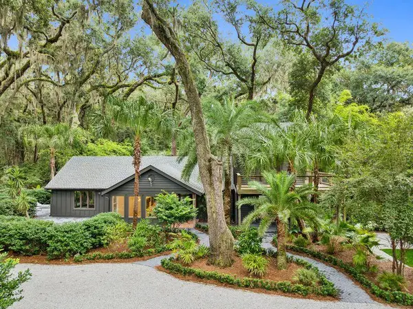 184 Pierce Butler, St. Simons, GA 31522