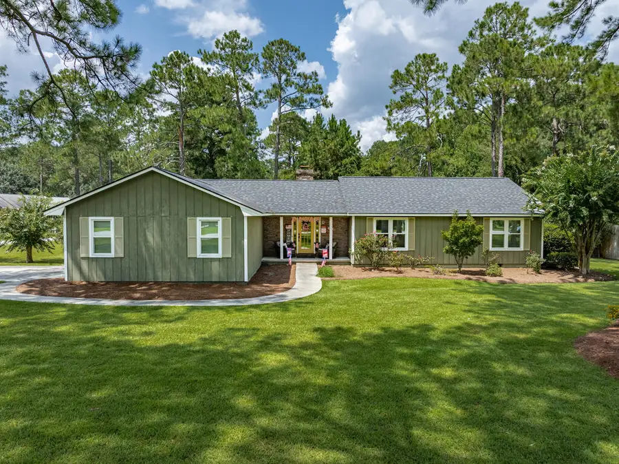 4401 W Forest Lake Drive, Tifton, GA 31794 - #2