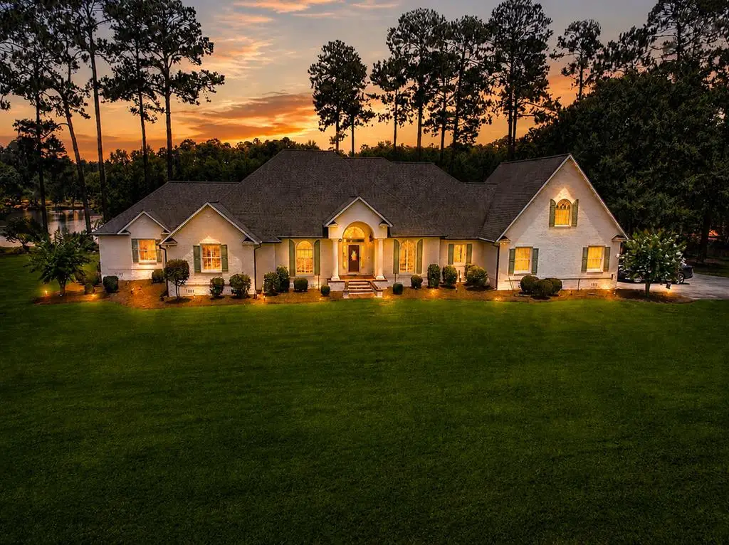 95 Waterfront St, Tifton, GA 31794 - #1
