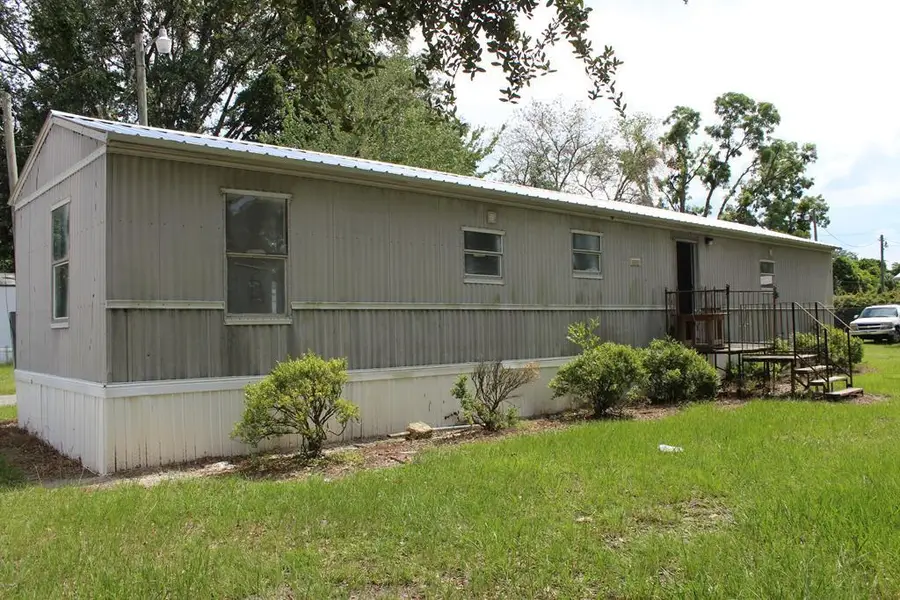 33 Peeler Ave, Lakeland, GA 31635 - #2
