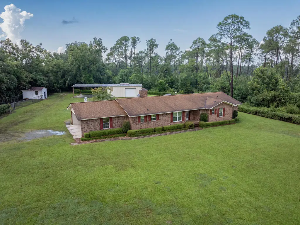 701 Quincey Batten Loop, Douglas, GA 31533 - #1