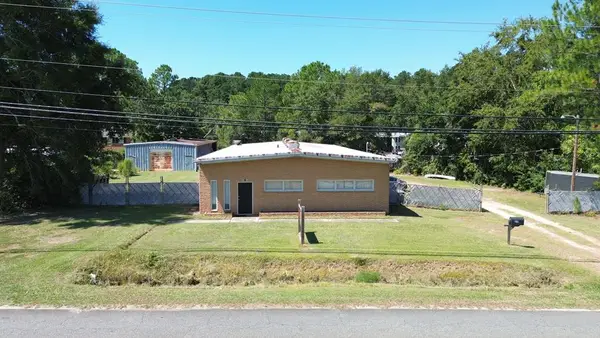163 Perry House Rd, Fitzgerald, GA 31750