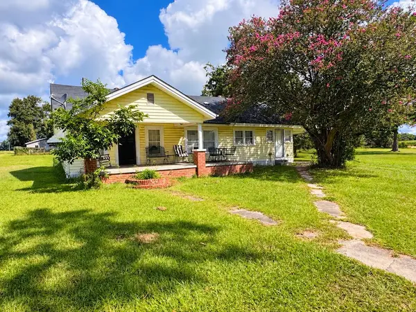 2010 P T Salter Rd, Poulan, GA 31781