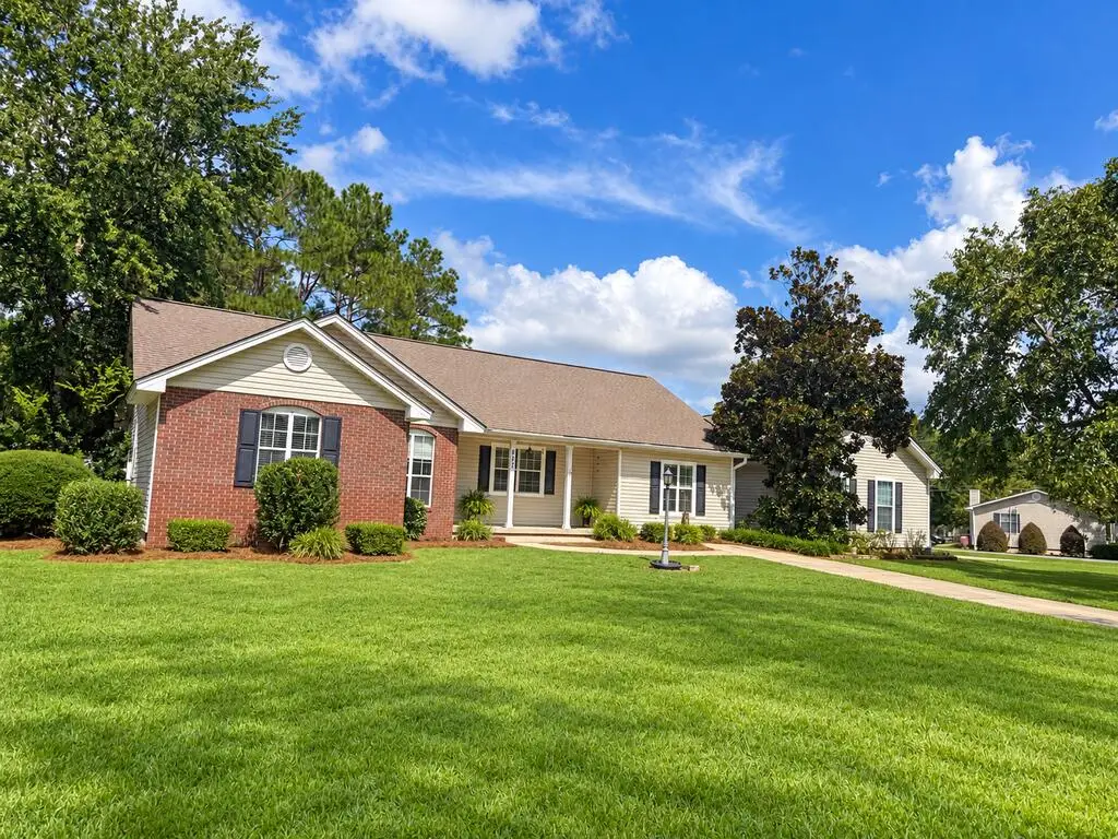 827 42nd St E, Tifton, GA 31794 - #1