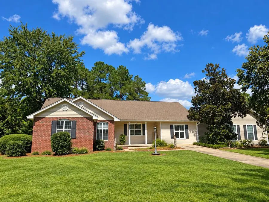 827 42nd St E, Tifton, GA 31794 - #2