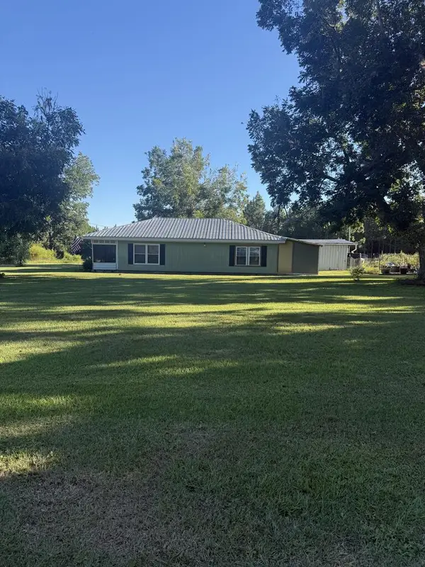 668 Ten Mile Rd., Fitzgerald, GA 31750