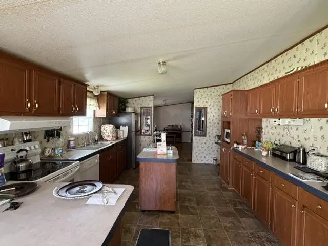 186 Justice Ave, Fitzgerald, GA 31750 - #2