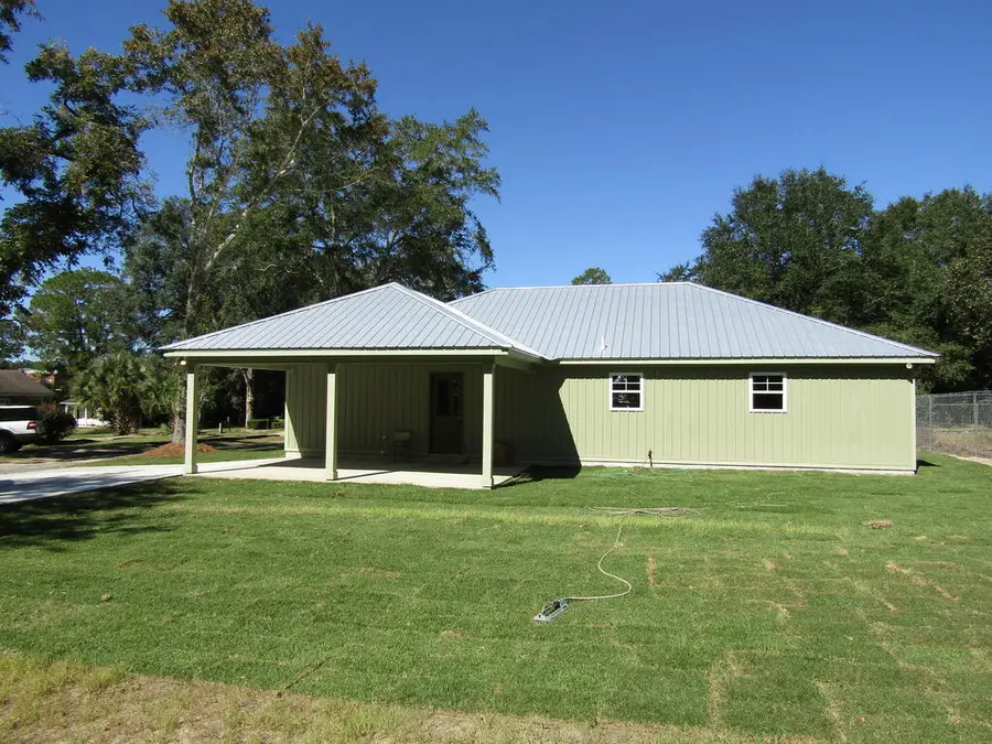 306 W Orange St, Fitzgerald, GA 31750 - #2