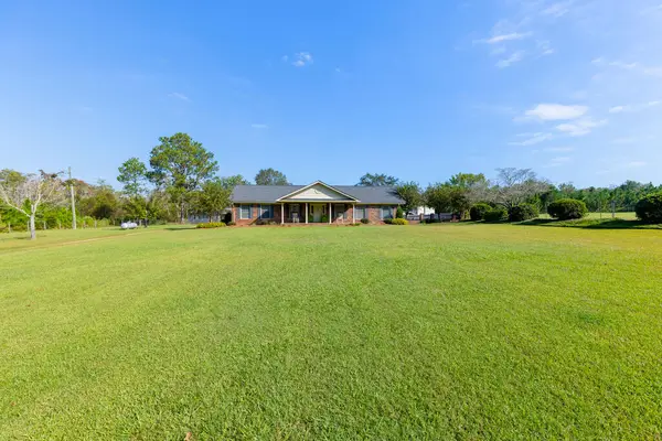 808 Dave Bishop Sr Rd, Fitzgerald, GA 31750