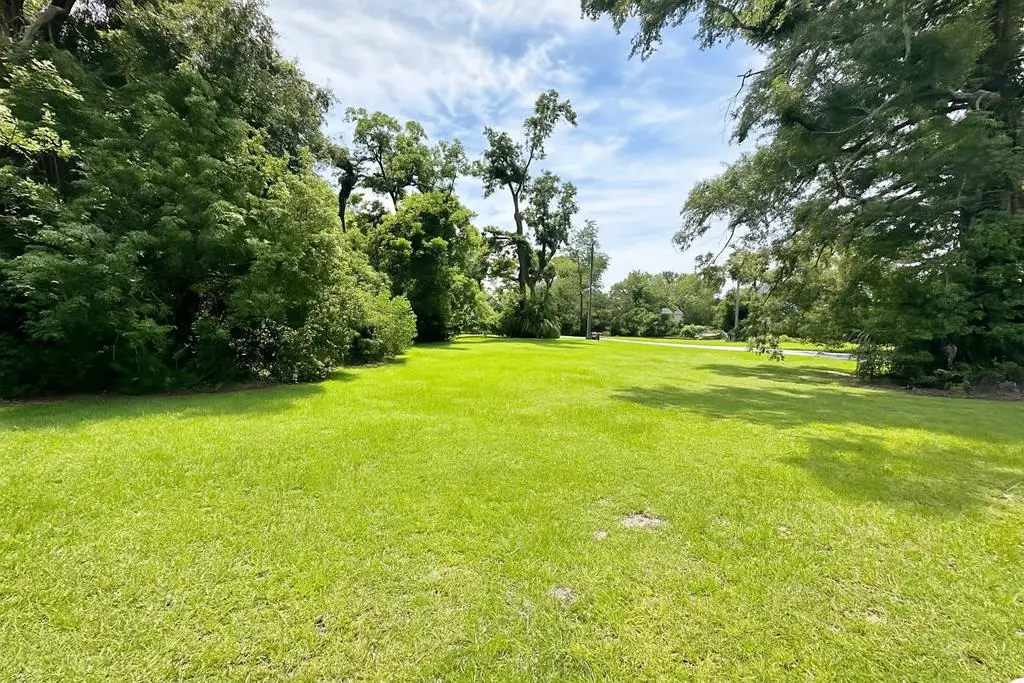 201 N Wells St, Valdosta, GA 31601 - #1