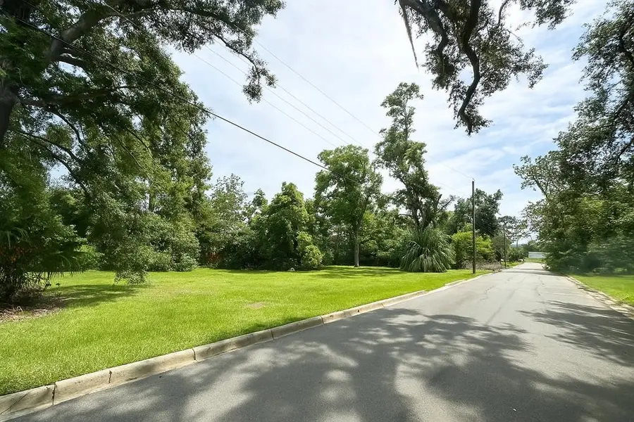 201 N Wells St, Valdosta, GA 31601 - #3