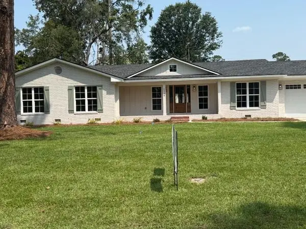 1114 Lake Drive, Valdosta, GA 31602