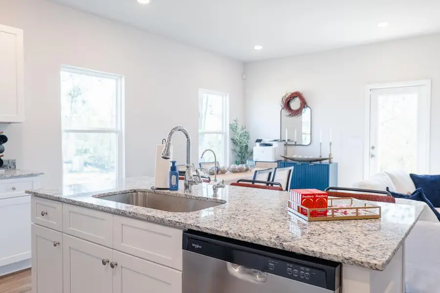 6038 Bemiss Towns Drive, Valdosta, GA 31605 - #3