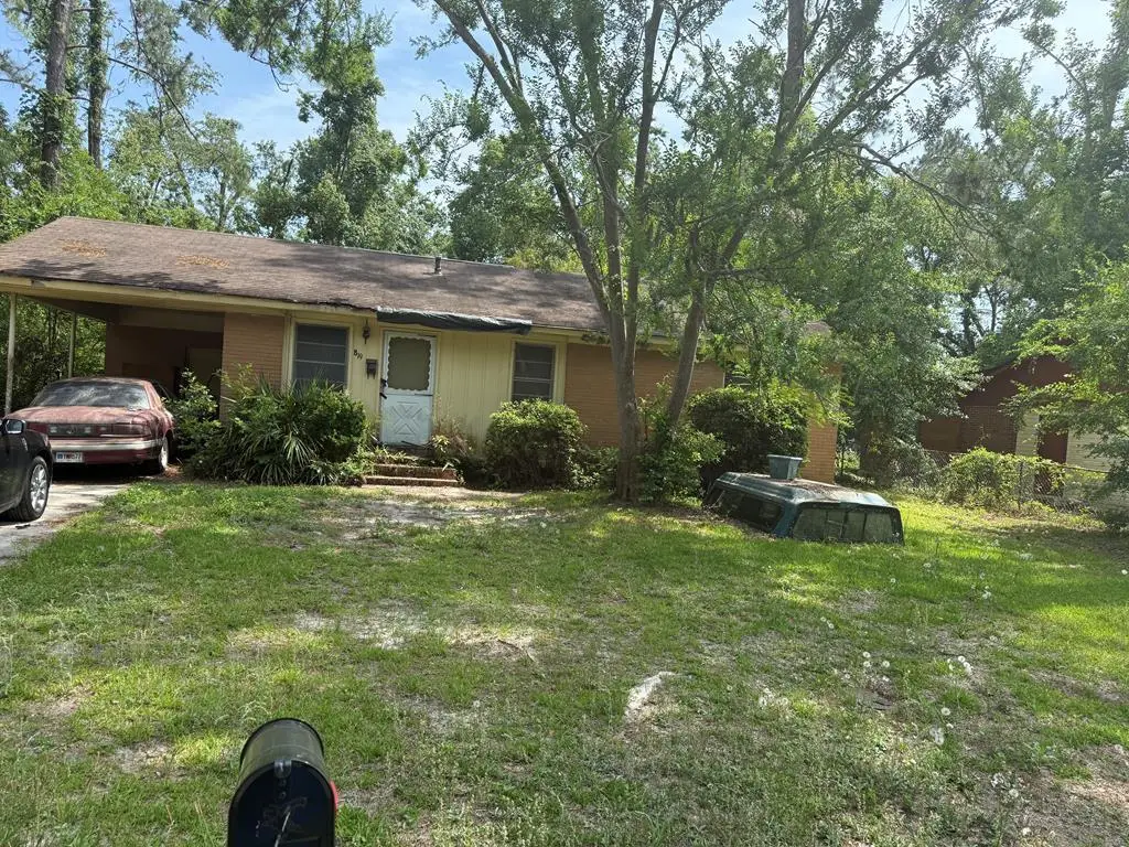 819 E Woodlawn, Valdosta, GA 31602 - #1