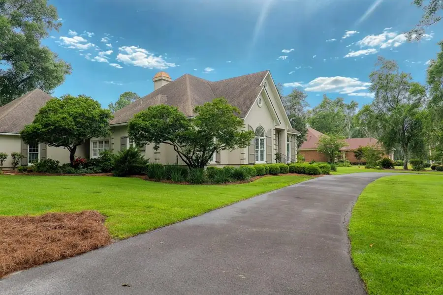 951 S Lakeshore Drive, Valdosta, GA 31605 - #3