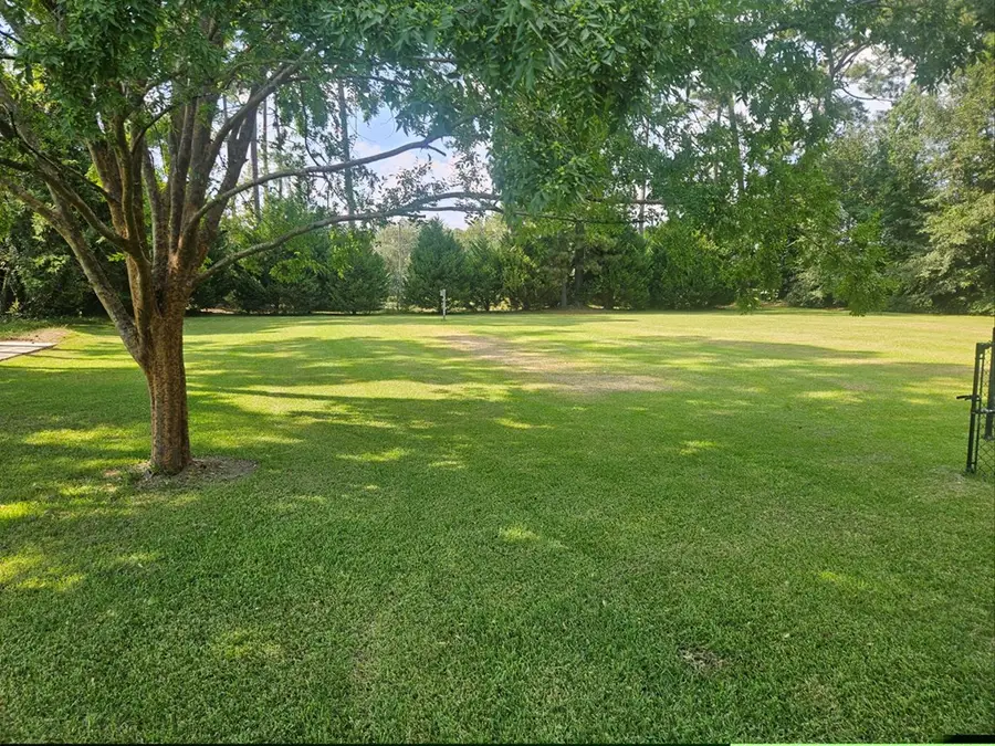 1507 S Dogwood, Nashville, GA 31639 - #3