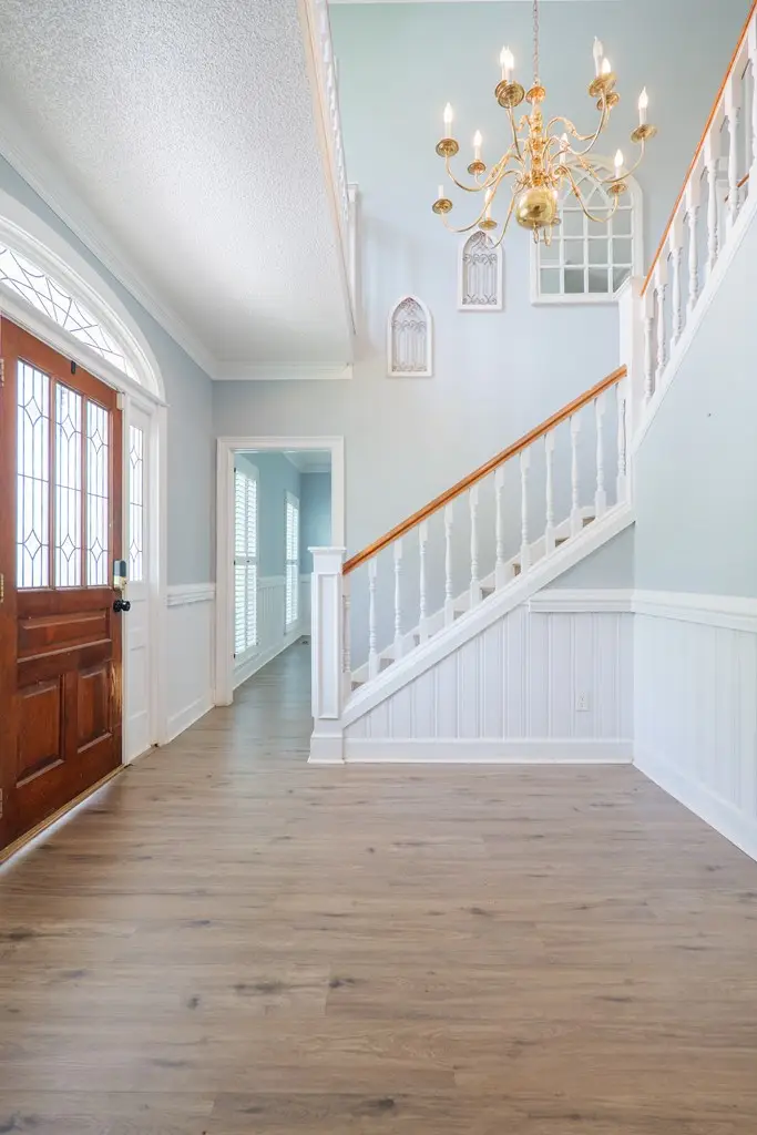 1156 N Lakeshore Drive, Valdosta, GA 31605 - #3