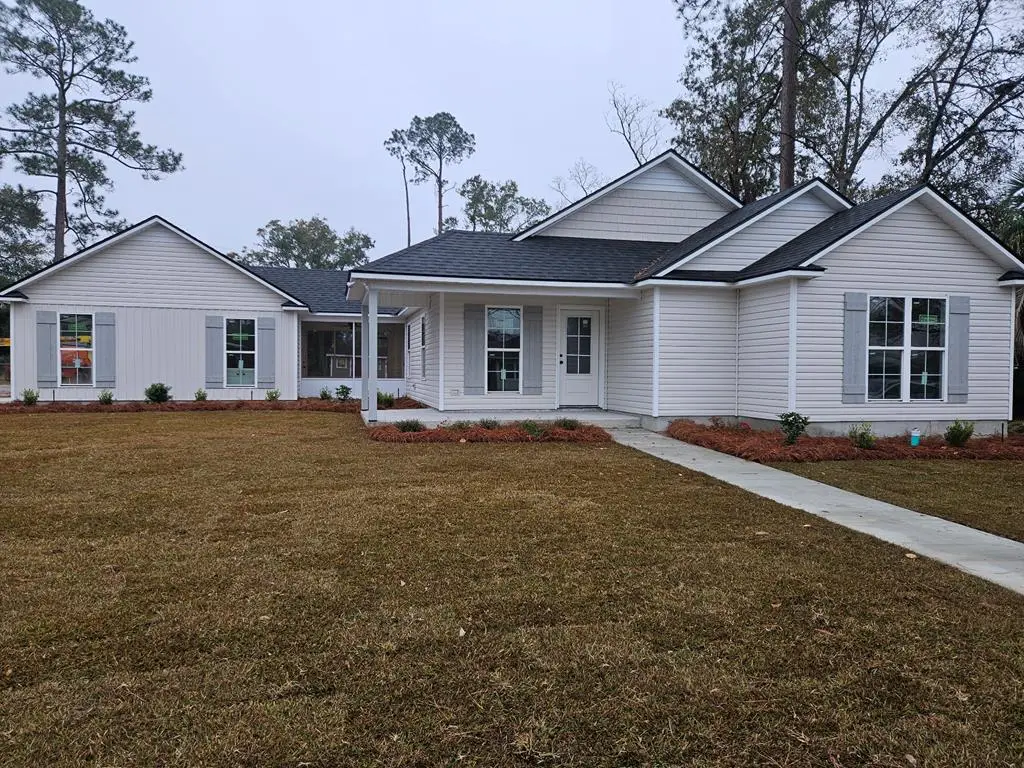 7870 Main St, Ray City, GA 31645 - #1