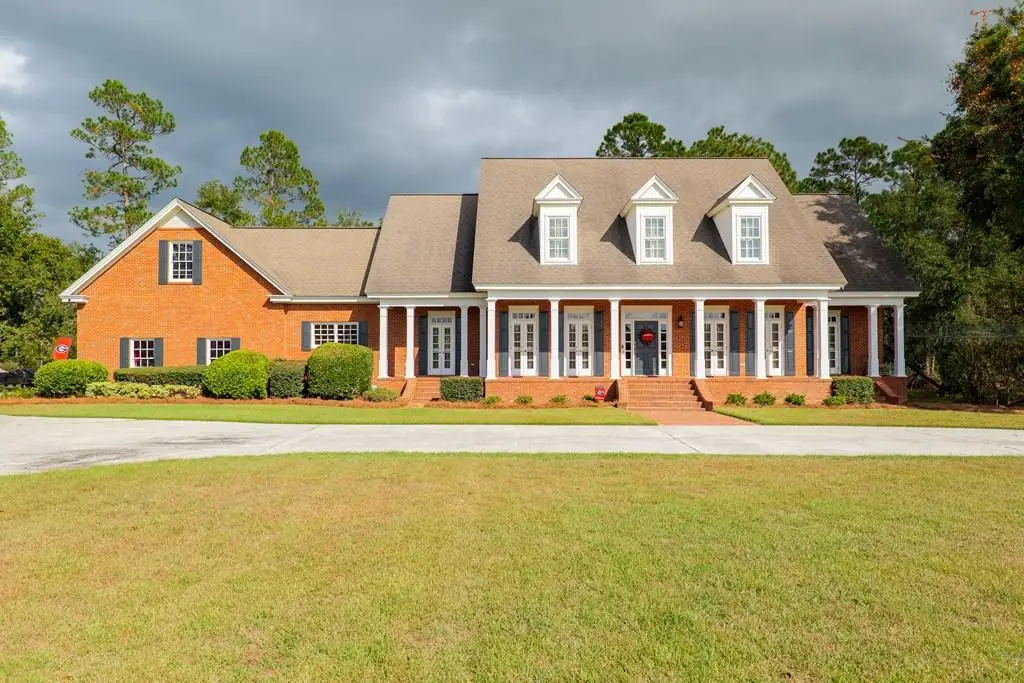 911 Woodlake Drive, Homerville, GA 31634 - #1