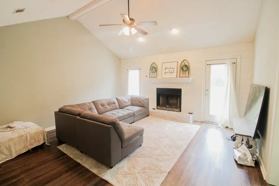 3885 Brookfield Dr, Valdosta, GA 31605 - #2