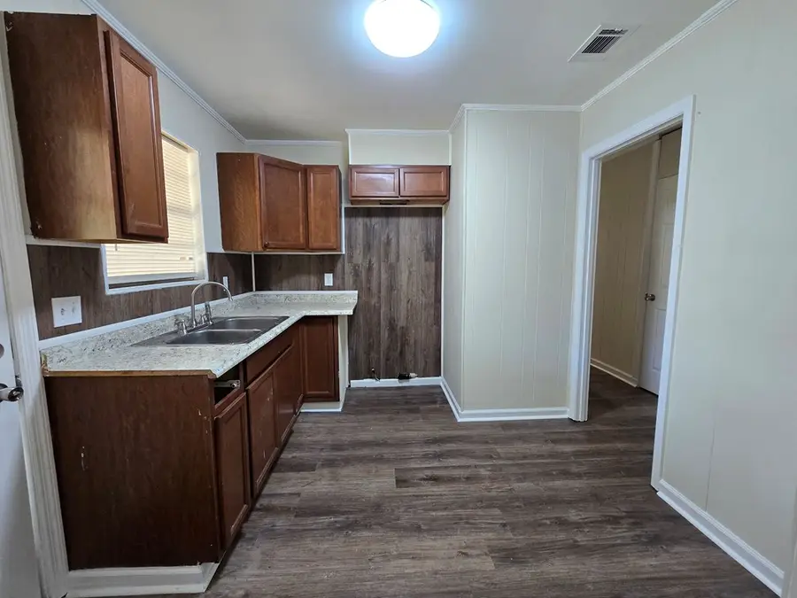 320 E Central Ave, Lenox, GA 31637 - #3