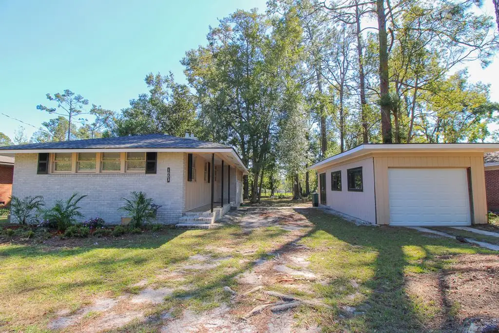 1003 Ridgewood Dr, Valdosta, GA 31601 - #1