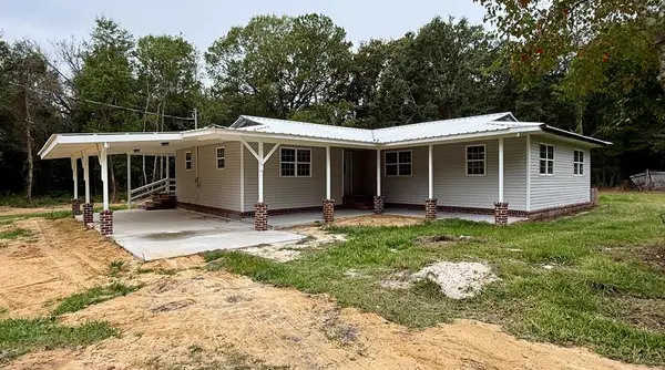 410 Railroad St, Berlin, GA 31722