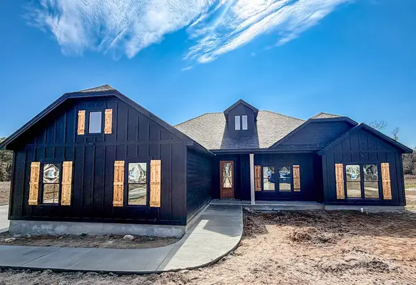 3021 Mary Powell Way, Hahira, GA 31632