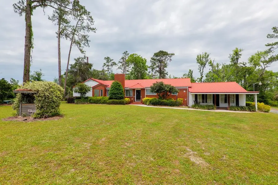 94 W Thigpen Ave, Lakeland, GA 31635 - #3