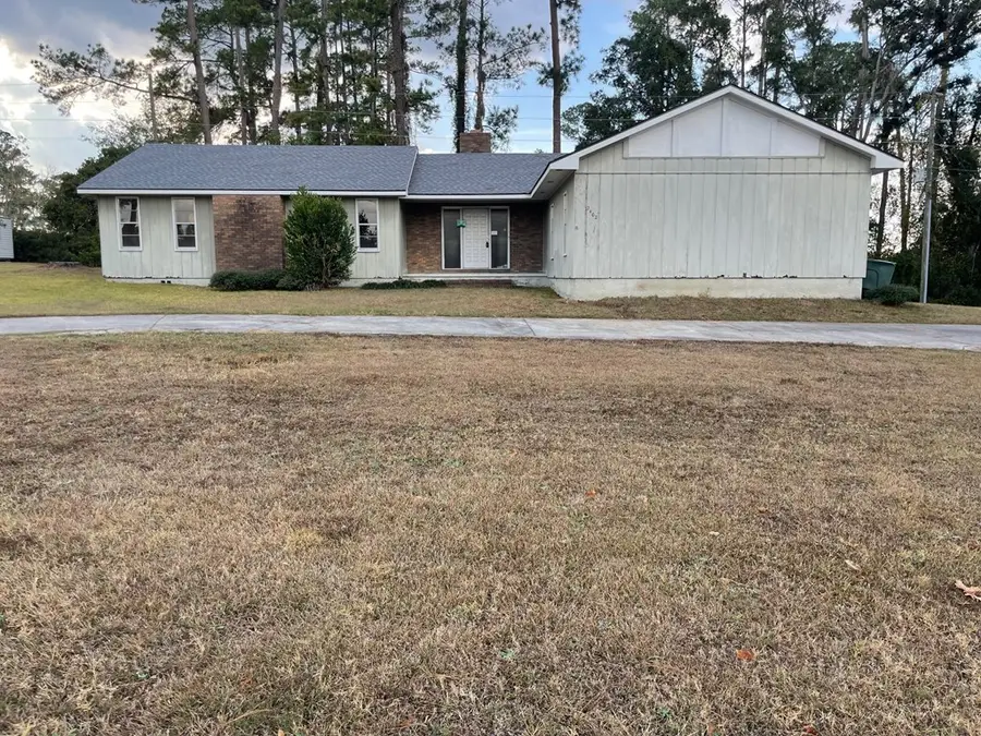 2402 Gornto Rd, Valdosta, GA 31602 - #2
