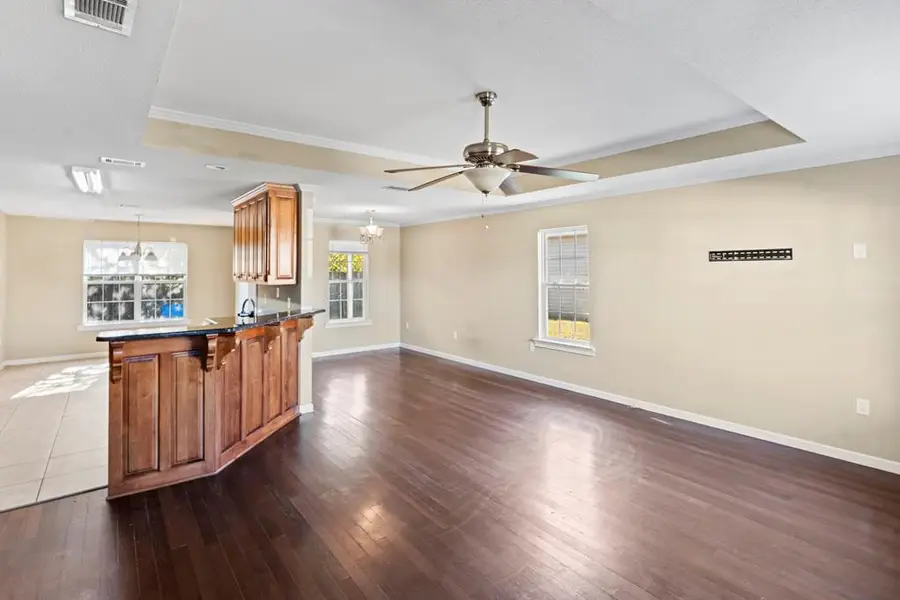 5349 Branch Point Dr., Valdosta, GA 31605 - #3