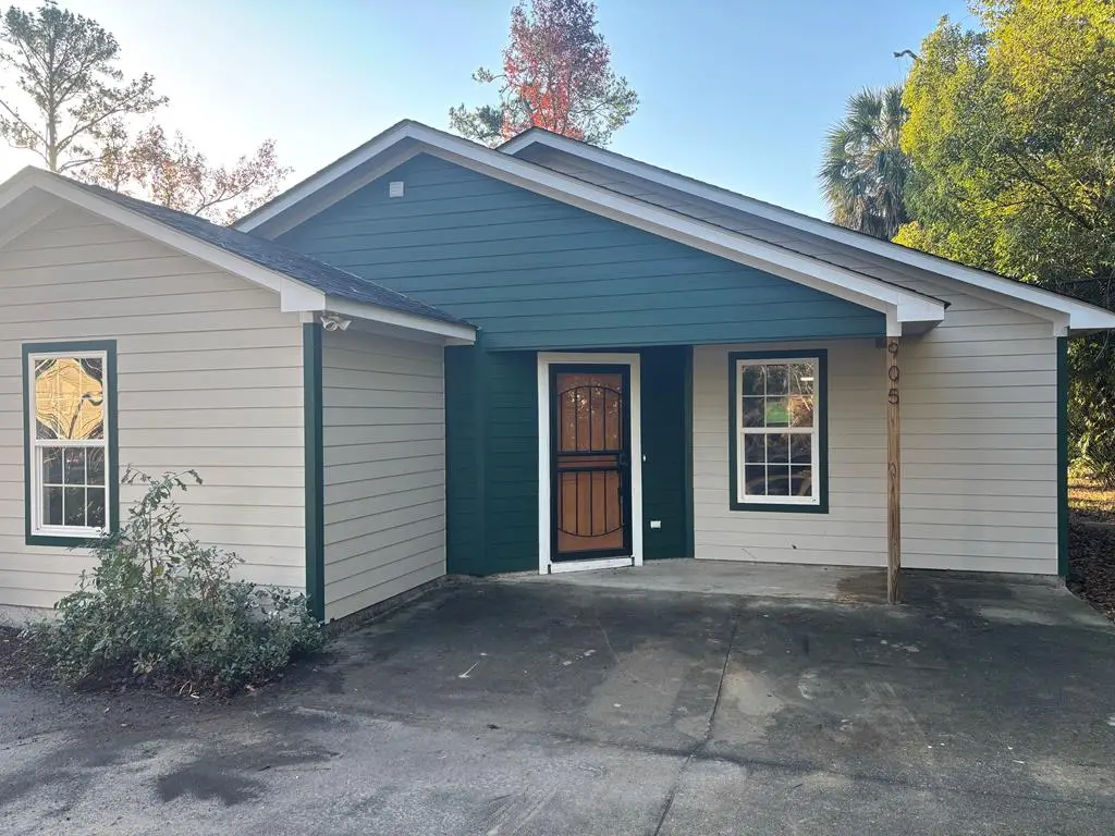 905 E Moore Street, Valdosta, GA 31602 - #1