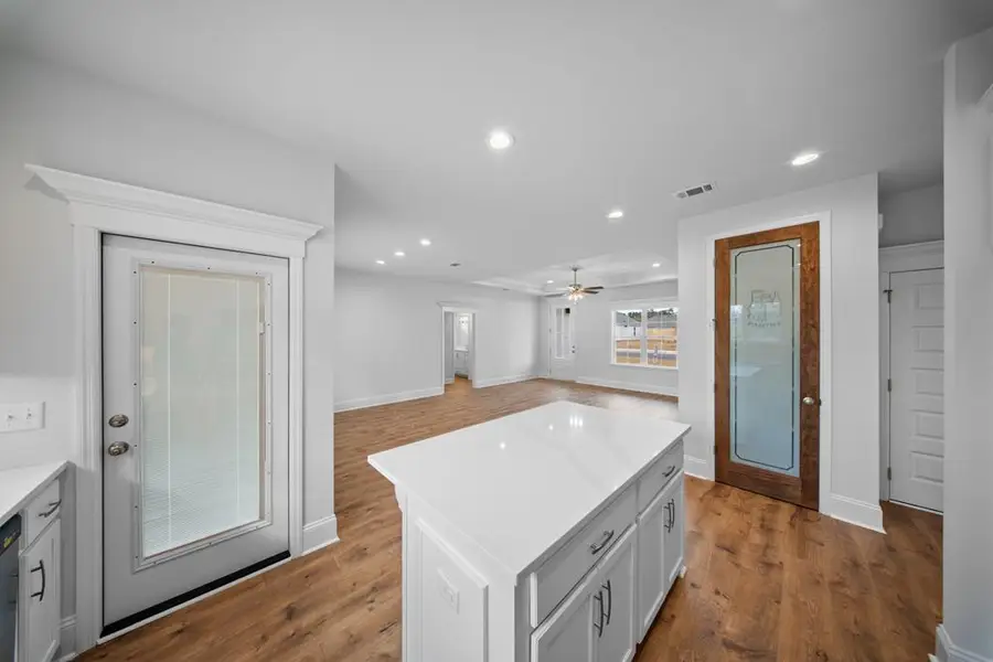 326 Barry Field Cir, Hahira, GA 31632 - #2