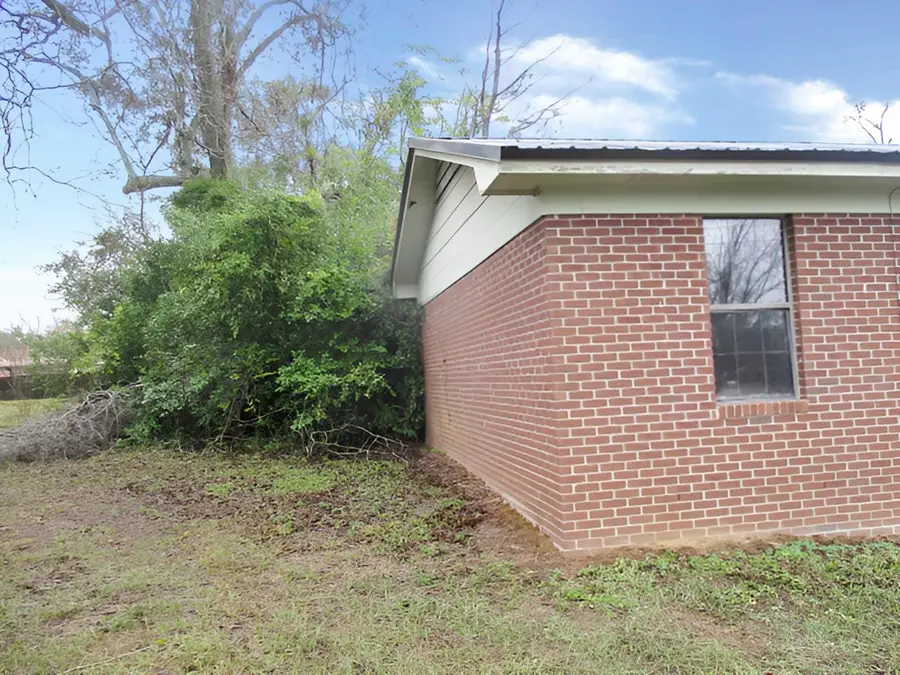 506 Oglesby Street, Quitman, GA 31643 - #2