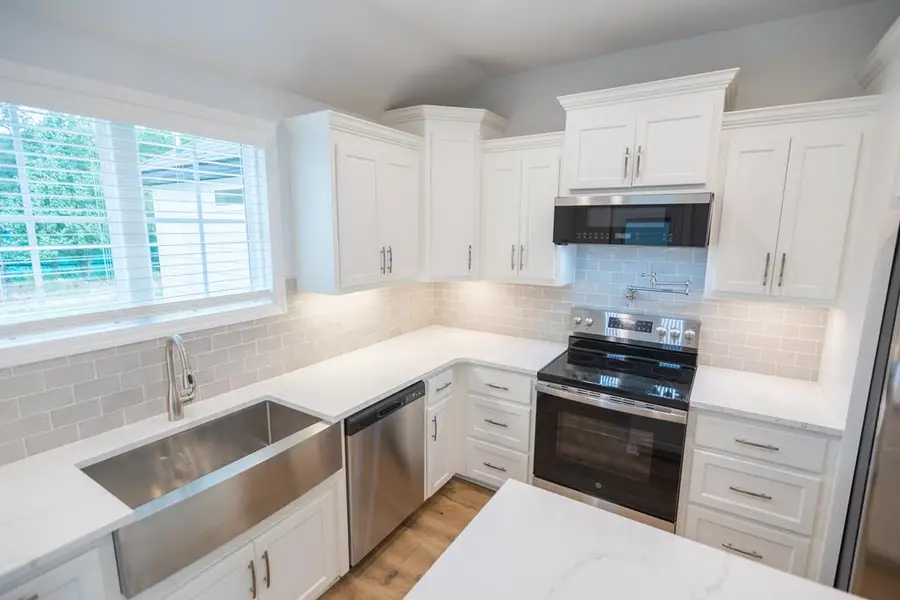 330 Barry Field Circle, Hahira, GA 31632 - #3