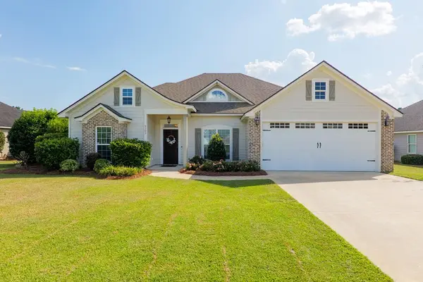 5109 Village Way, Hahira, GA 31632