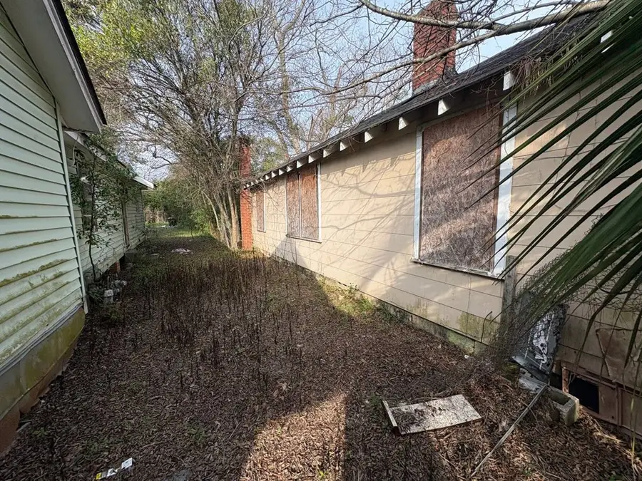 615 Cotton Ave, Albany, GA 31701 - #2