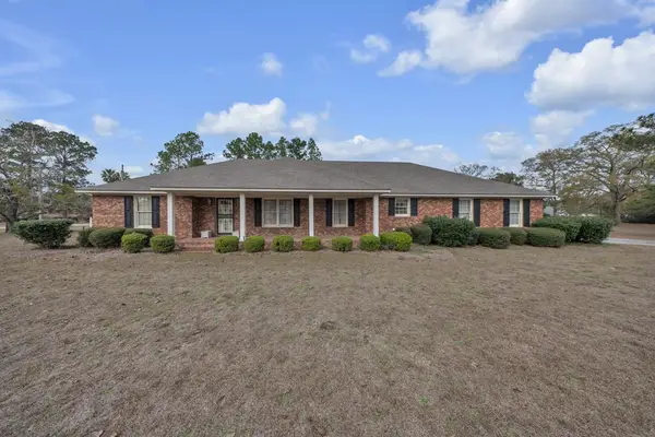 701 Gloria St, Adel, GA 31620