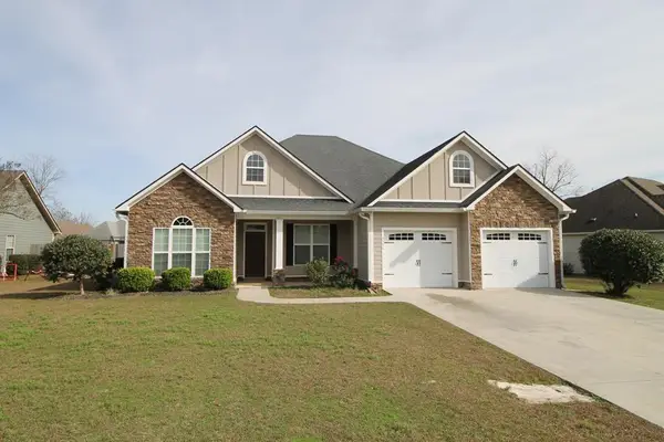 4596 Amelia Cir, Hahira, GA 31632
