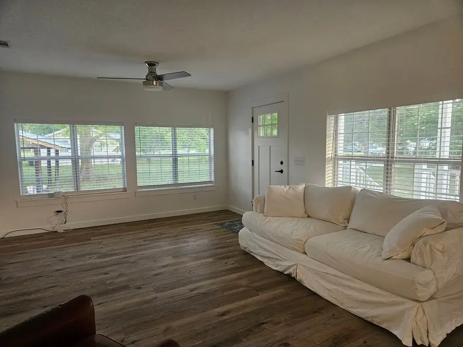 1386 Carswell St Ext, Homerville, GA 31634 - #2